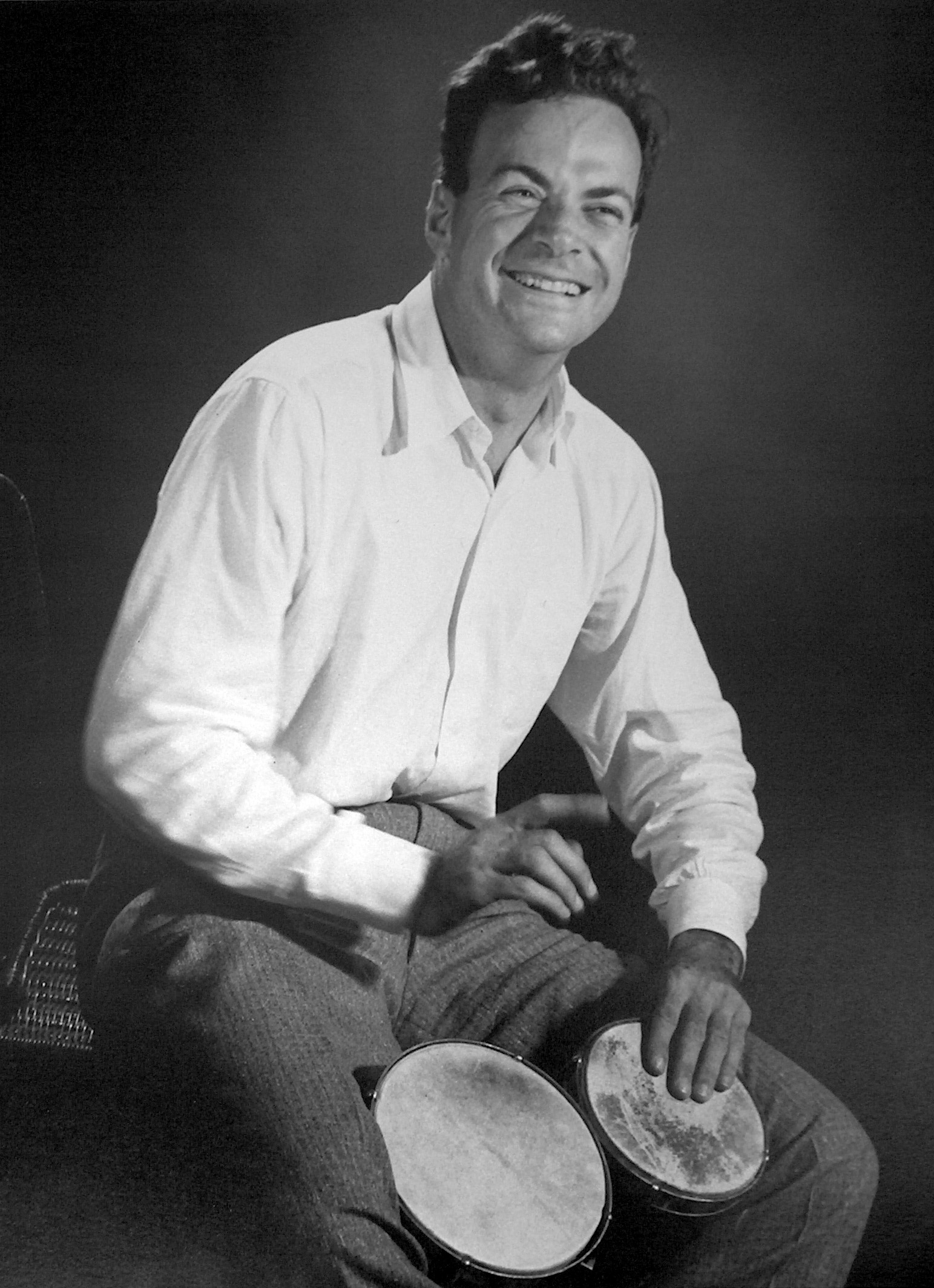 Richard Feynman on the bongo drums
